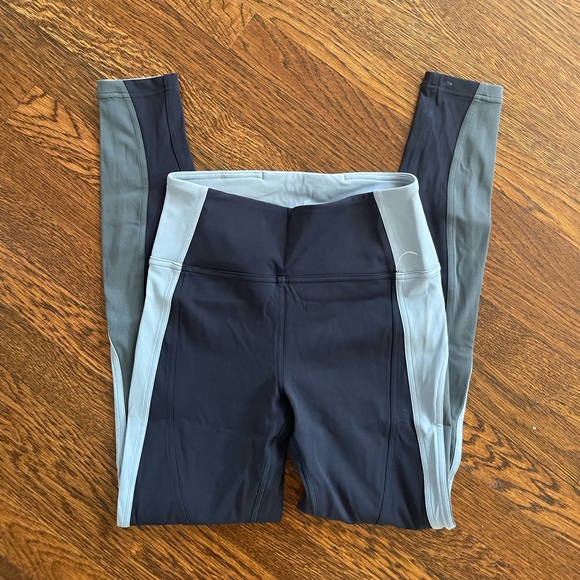 Lululemon Get Goin Train Tight 28” - Picture 6 of 9